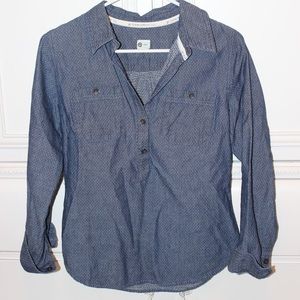 Toms button down T-shirt
